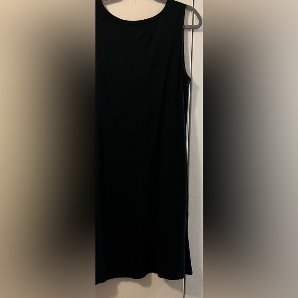 🆕 AMAZON ESSENTIALS BLACK SLEEVELESS DRESS - Picture 3 of 5